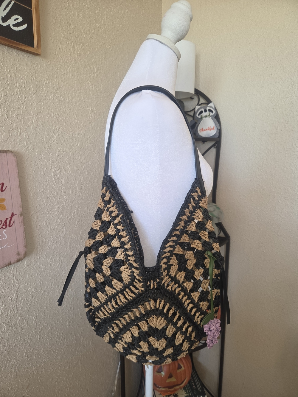 Universal Thread Black and Tan Crochet Shoulder Bag
